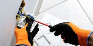 electrician in Merrick